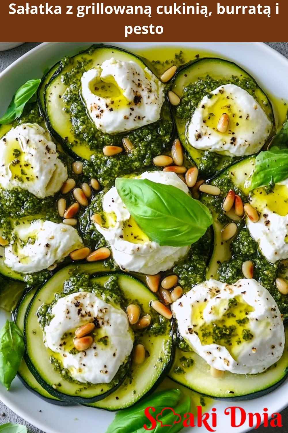 Sałatka z grillowaną cukinią, burratą i pesto