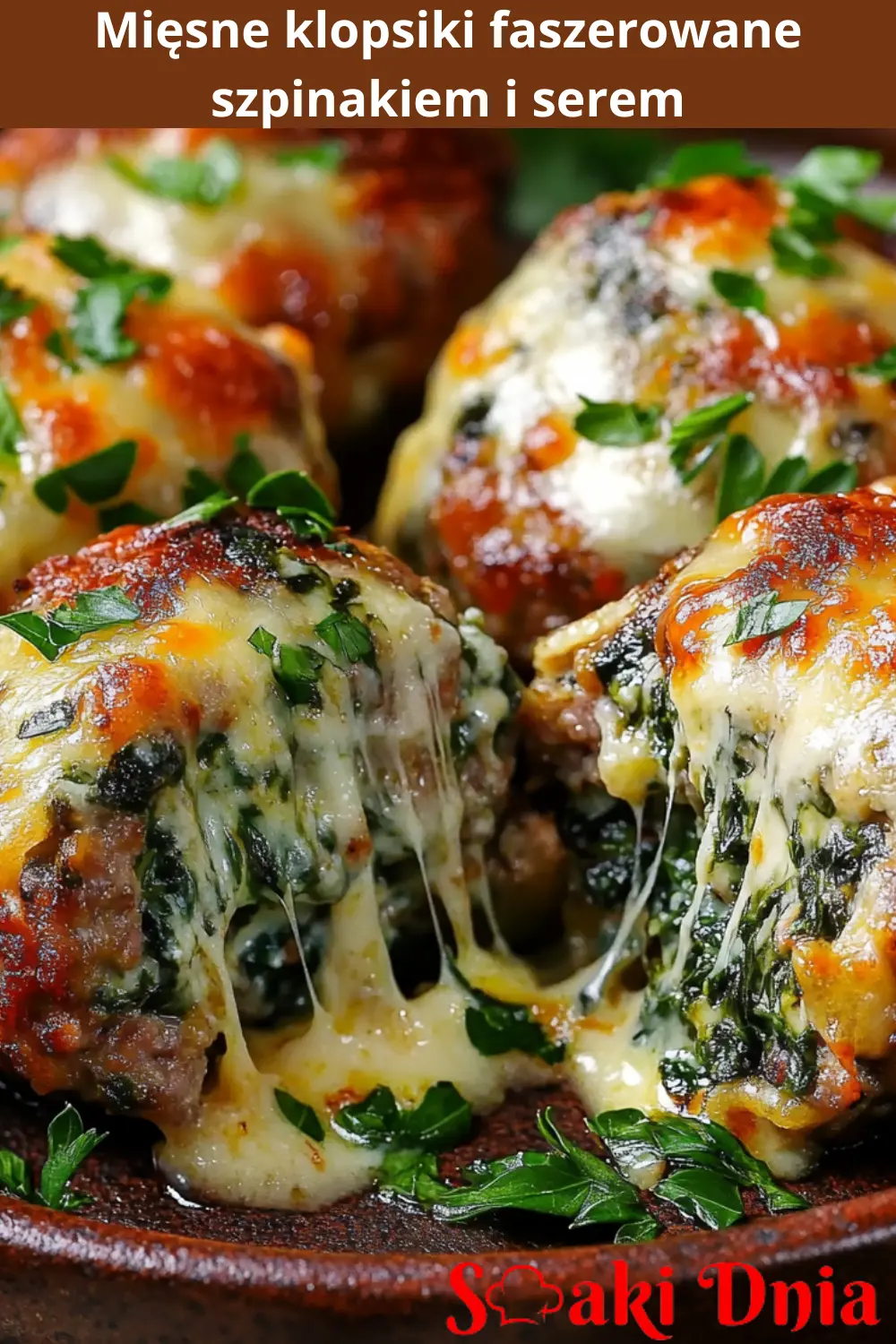 Mięsne klopsiki faszerowane szpinakiem i serem