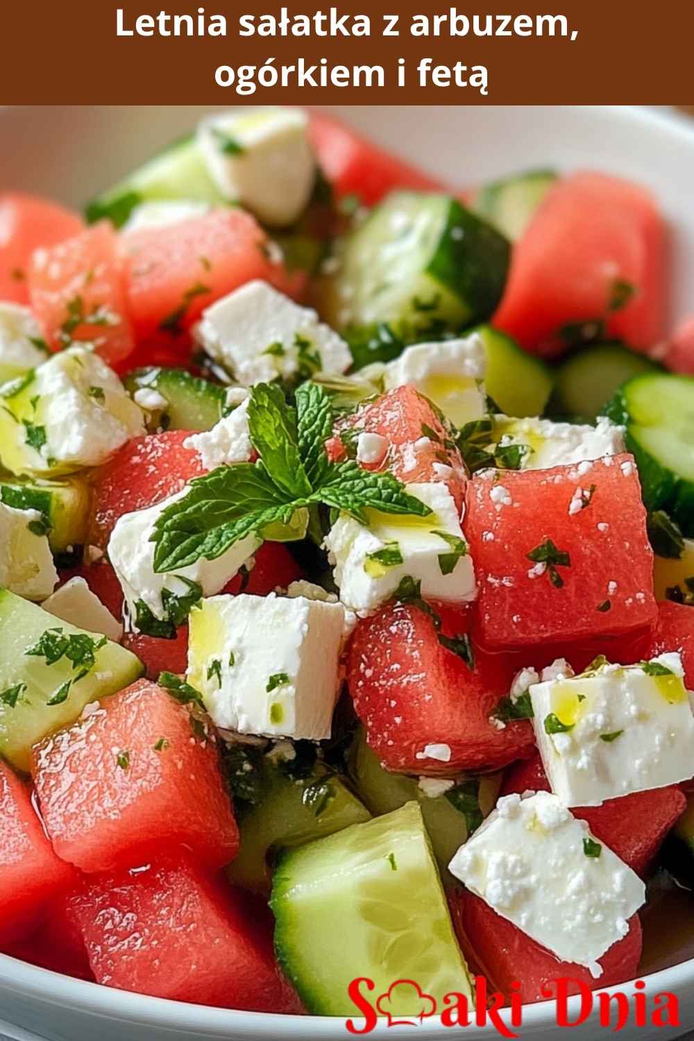 Letnia sałatka z arbuzem, ogórkiem i fetą 3 Letnia sałatka z arbuzem, ogórkiem i fetą