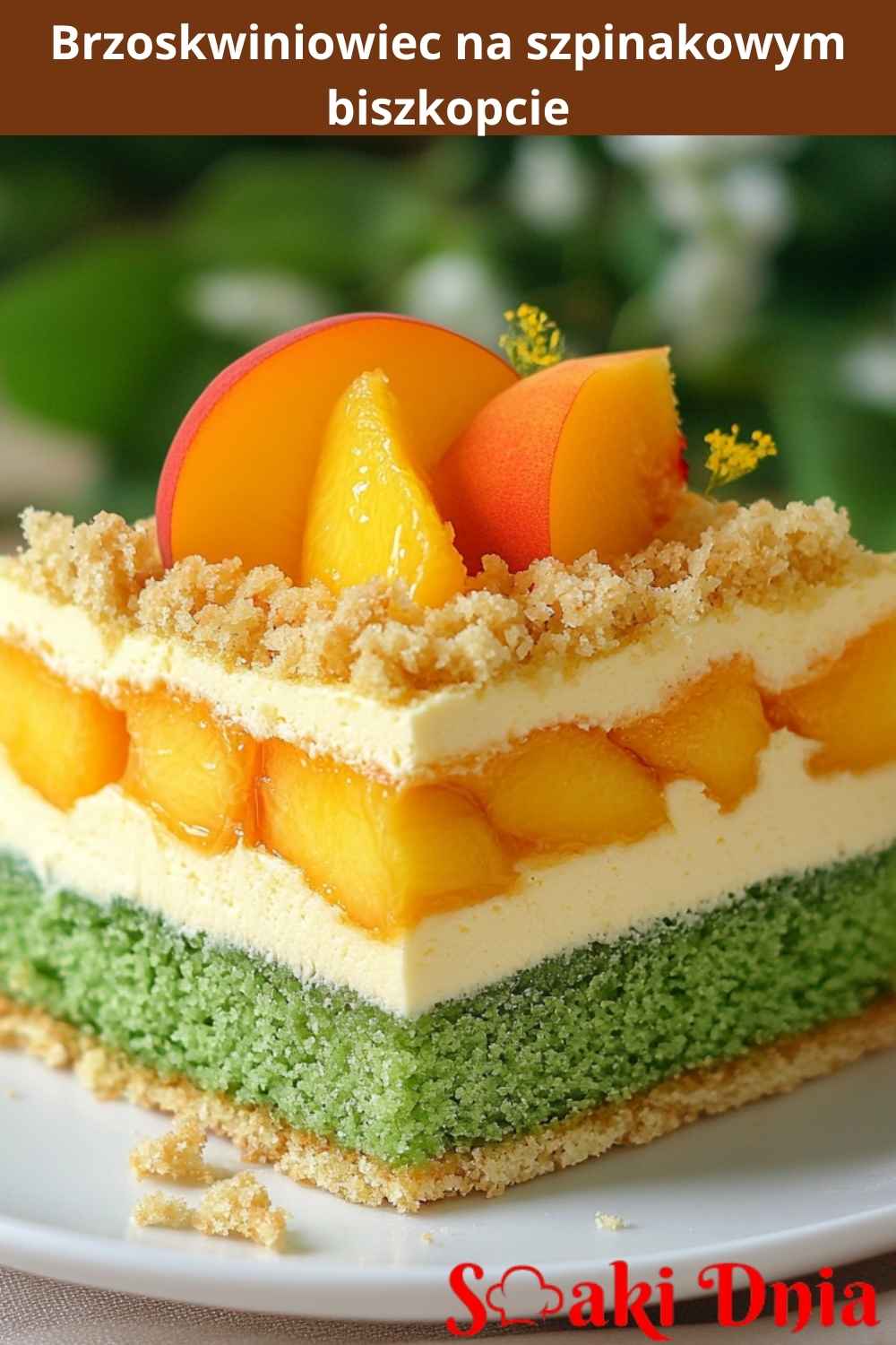 Brzoskwiniowiec na szpinakowym biszkopcie