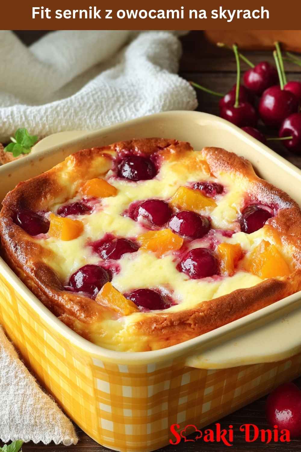 Fit sernik z owocami na skyrach