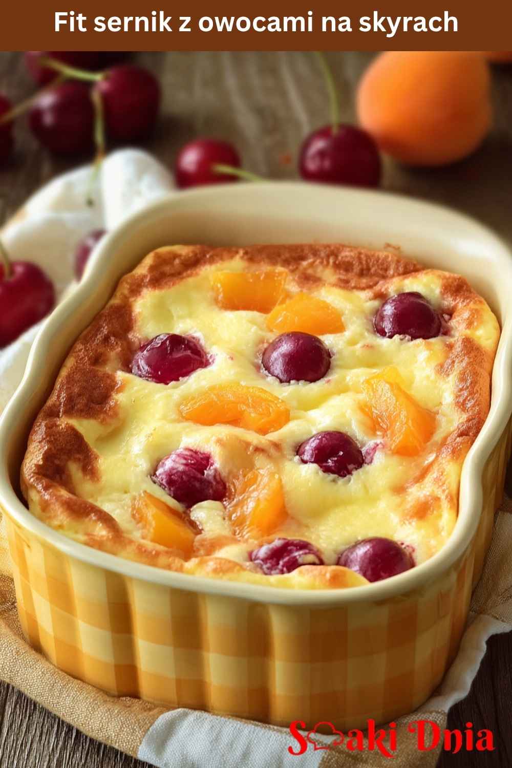 Fit sernik z owocami na skyrach