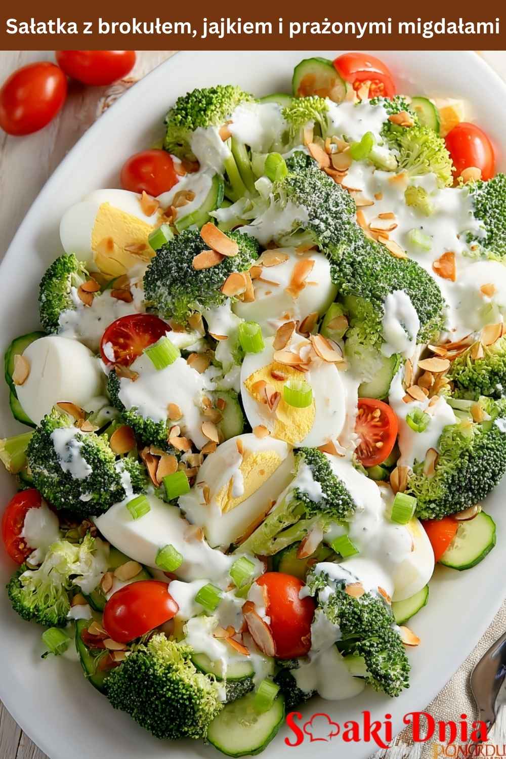 Sałatka z brokułem, jajkiem i prażonymi migdałami – lekka i pełna smaku 7 Sałatka z brokułem, jajkiem i prażonymi migdałami