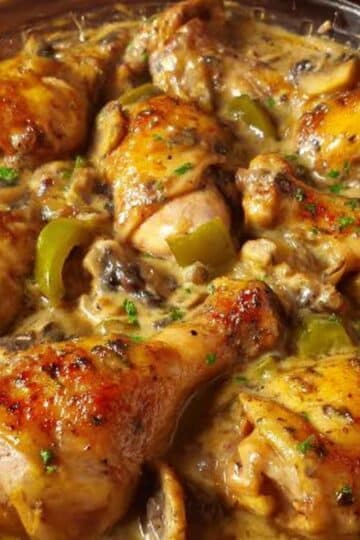 Kurczak w sosie śmietanowo-pieczarkowym – klasyczny domowy obiad 11 Untitled design 2025 08 27T135457.957 Smakidnia