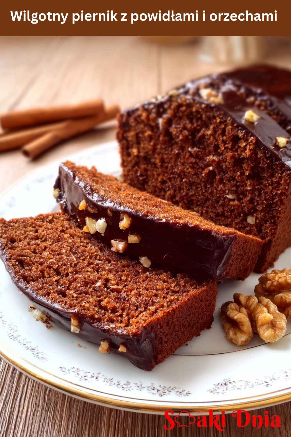 Wilgotny piernik z powidłami i orzechami