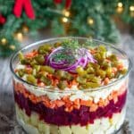 Sałatka warstwowa świąteczna – efektowna i klasyczna 9 Sałatka warstwowa świąteczna
