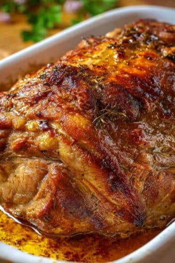 Pieczeń z łopatki wieprzowej – klasyczny domowy przepis