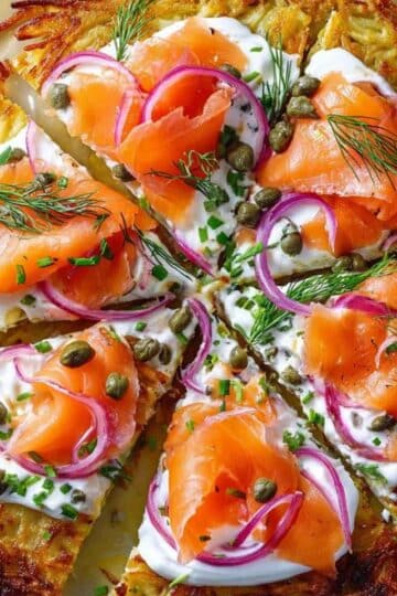 Ziemniaczana pizza rösti z łososiem