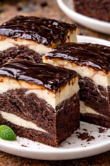 Ciasto Izaura – murzynek z masą serową i polewą 2 Ciasto Izaura – murzynek z masą serową i polewą