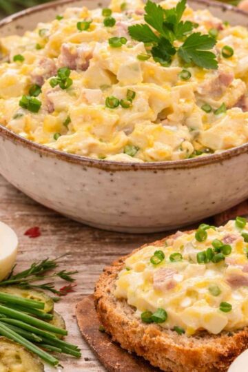 Sałatka jajeczna jak u babci – prosty domowy przepis