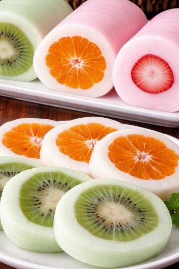 Roladki galaretkowe z owocami – deser bez pieczenia 9 Roladki galaretkowe z owocami (bez pieczenia)