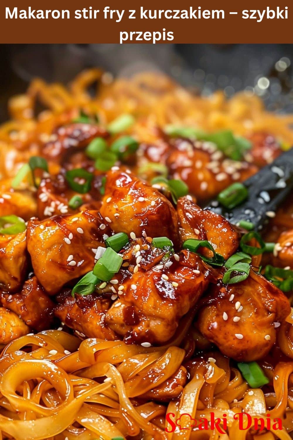 Makaron stir fry z kurczakiem – szybki przepis 8 Makaron stir-fry z kurczakiem w sosie słodko-sojowym